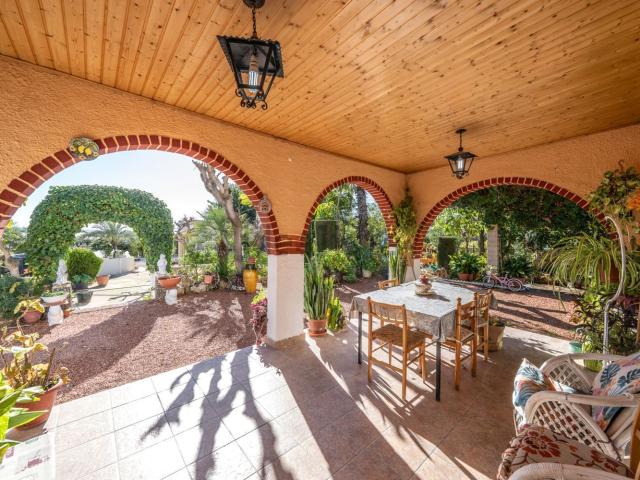 Chalet, Crevillente