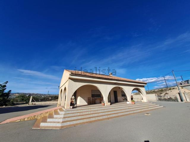 Chalet, Crevillente
