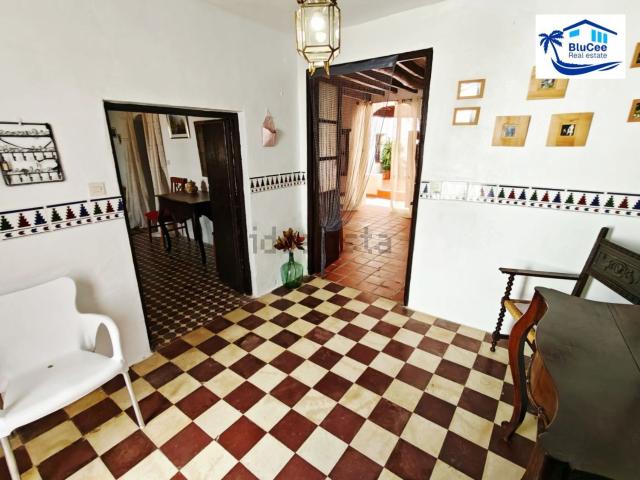 Chalet, Cutar
