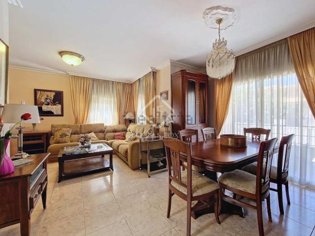 Chalet, Cubelles