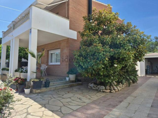 Chalet, Cubelles