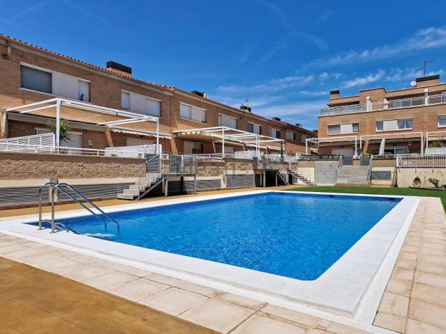 Chalet, Cubelles