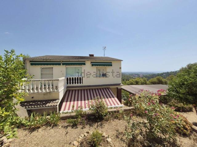 Chalet, Cubelles