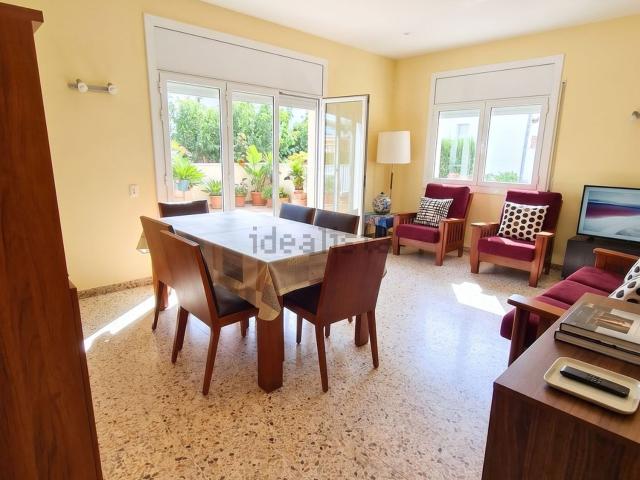 Chalet, Cubelles