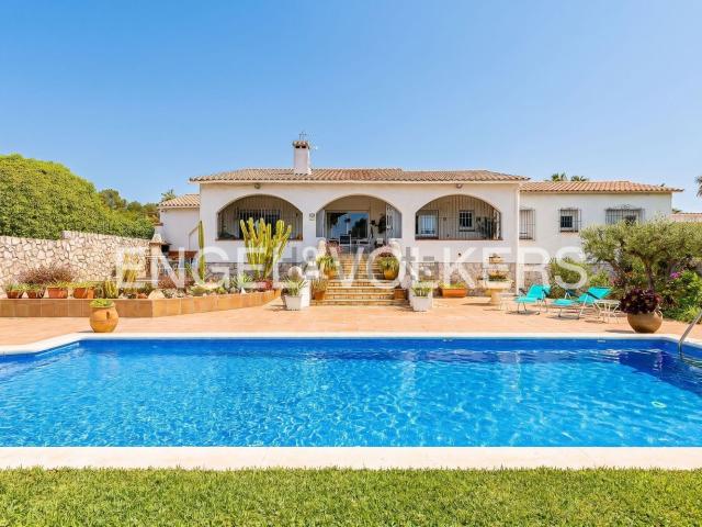 Chalet, Cubelles