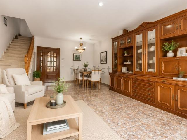 Chalet, Cubelles