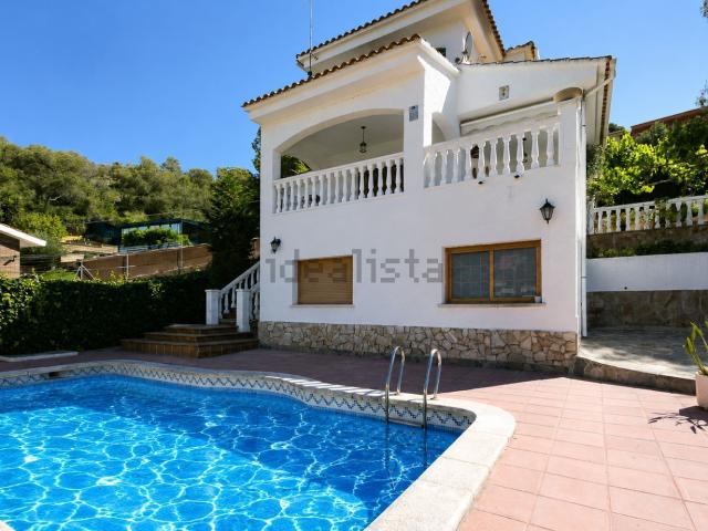 Chalet, Cubelles
