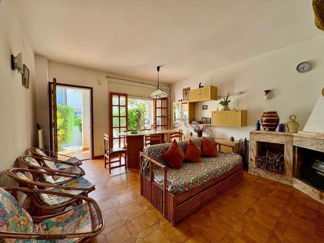 Chalet, Cubelles