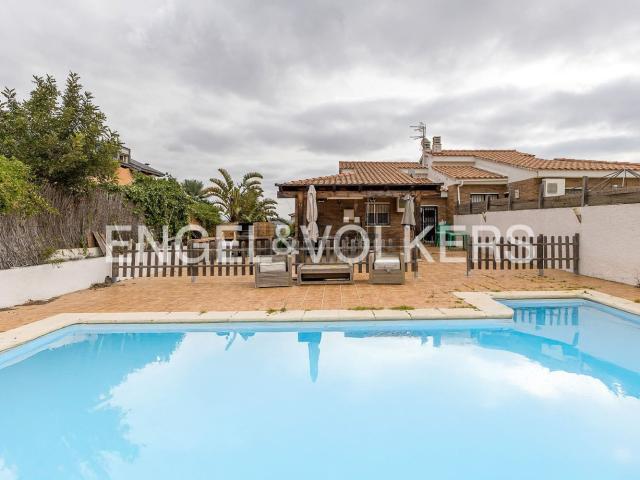 Chalet, Cubelles