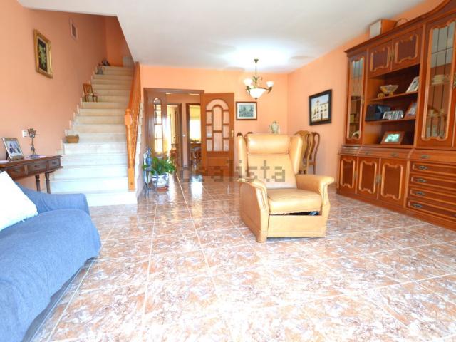 Chalet, Cubelles