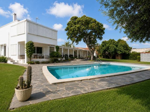 Chalet, Cubelles