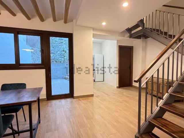 Chalet, Cuevas Bajas