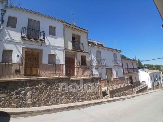 Chalet, Cuevas Bajas