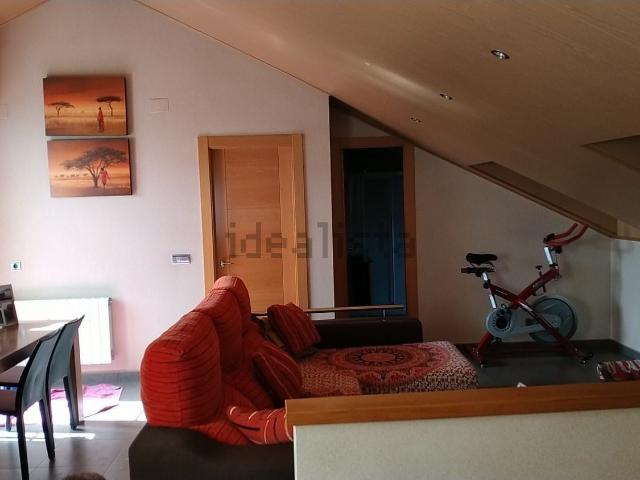 Chalet, Cuevas Bajas