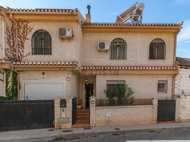 Chalet, Cullar Vega