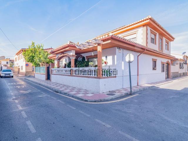 Chalet, Cullar Vega