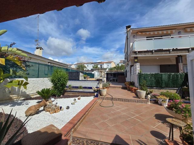 Chalet, Cunit
