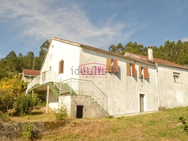 Chalet, Cuntis