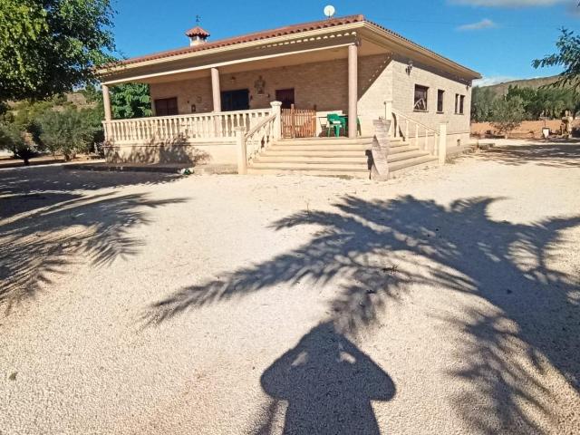 CHALET A 100 MT DE HONDON DE LAS NIEVES