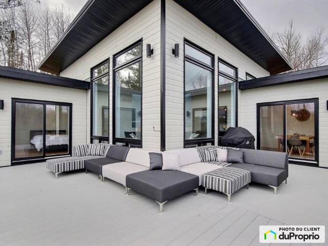 Chalet à vendre La Macaza 3 chambres 2 salles de bain #1109