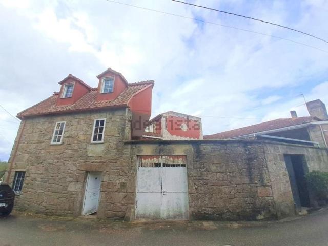 Chalet, A Cañiza