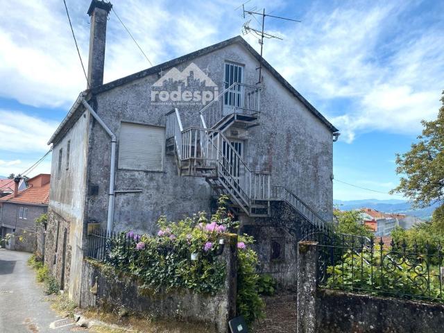 Chalet, A Cañiza