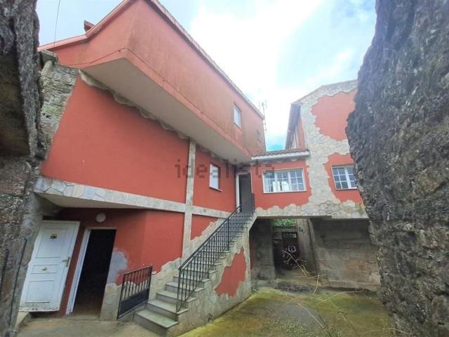 Chalet, A Cañiza