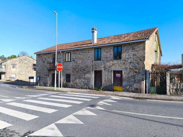 Chalet, A Estrada