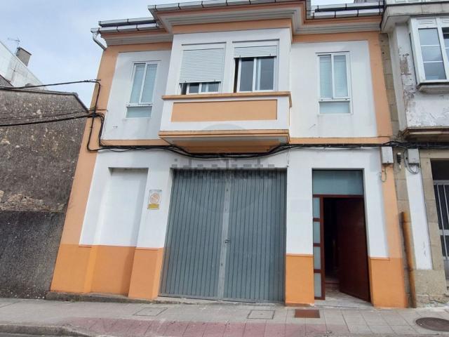 Chalet, A Estrada
