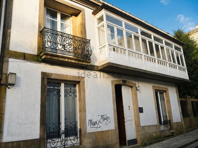 Chalet, A Estrada