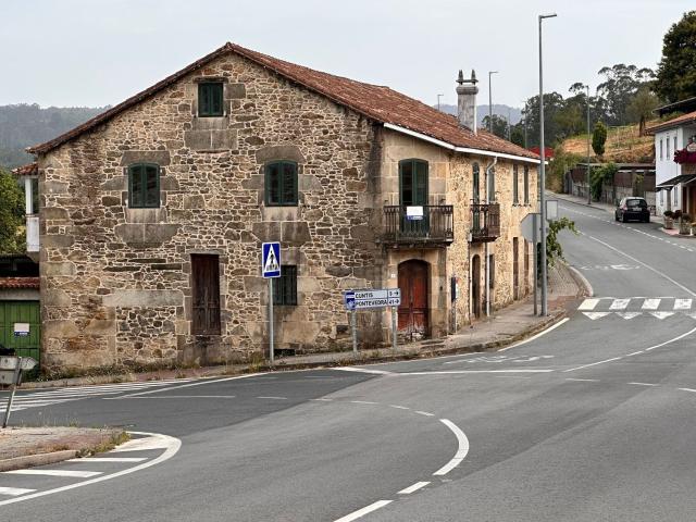 Chalet, A Estrada