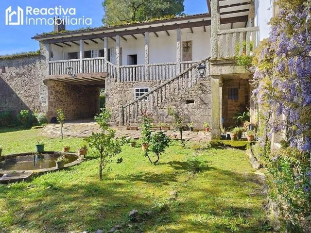 Chalet, A Estrada
