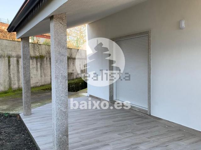 Chalet, A Guarda