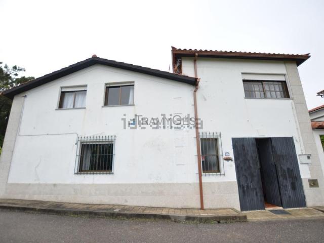 Chalet, A Guarda