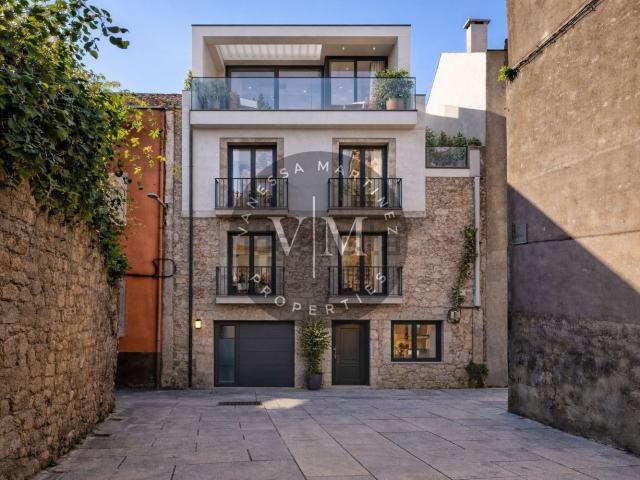 Chalet, A Guarda