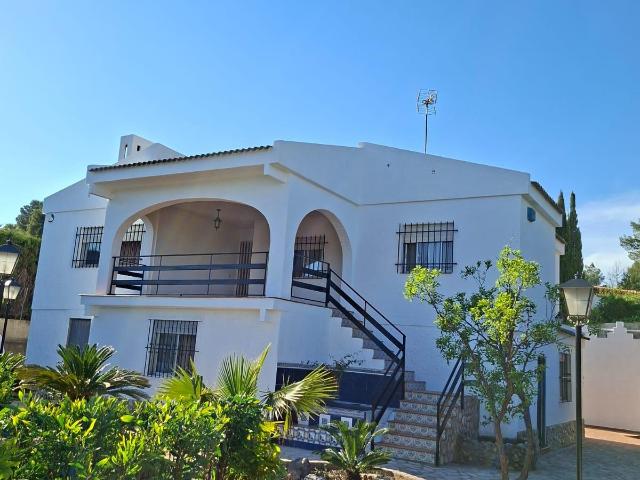 Chalet a la venta en Urbanizacion Altury Turis