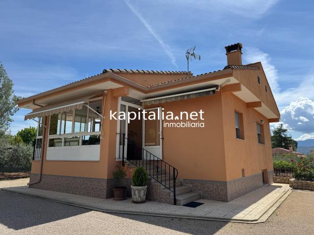 Chalet a la venta en Ontinyent, zona del Pilar
