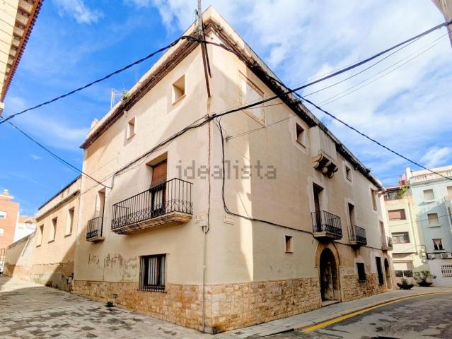 Chalet, Amposta