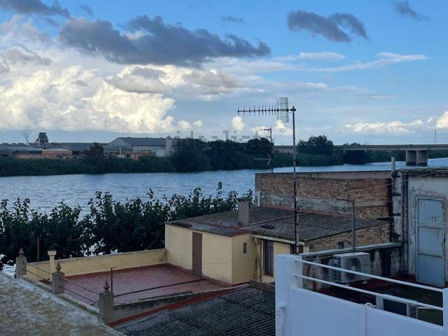 Chalet, Amposta