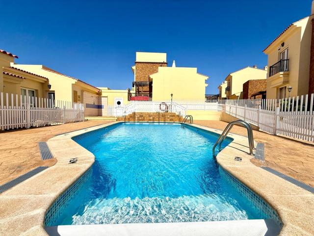 Chalet, Antigua