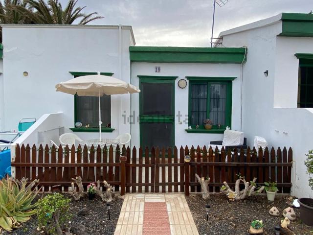 Chalet, Antigua