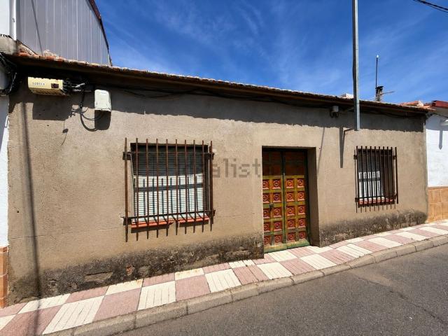 Chalet, Abenojar