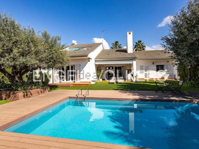 Chalet, Abrera