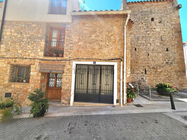 Chalet, Adzaneta del Maestrat