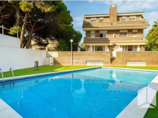 Chalet adosado Venta Castelldefels, La Pineda