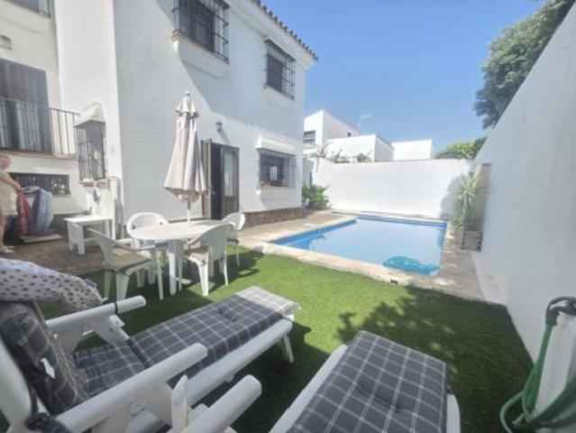 Chalet adosado Venta Chiclana de la Frontera, Núcleo Urbano Urbanizaciones