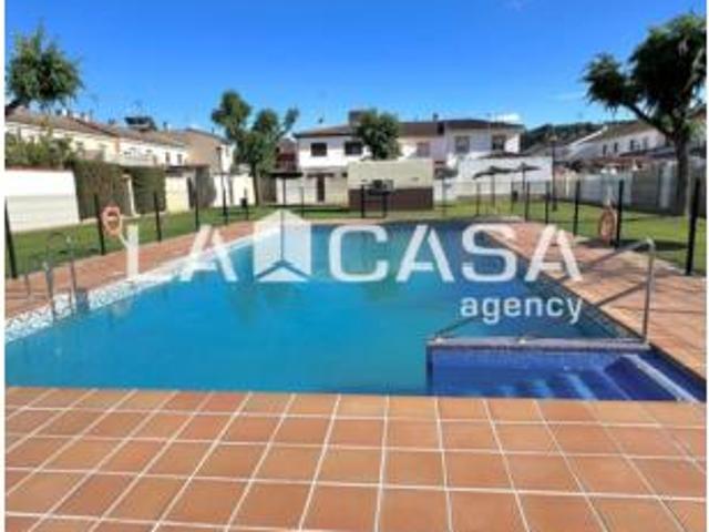 Chalet adosado Venta Gelves, Gelves