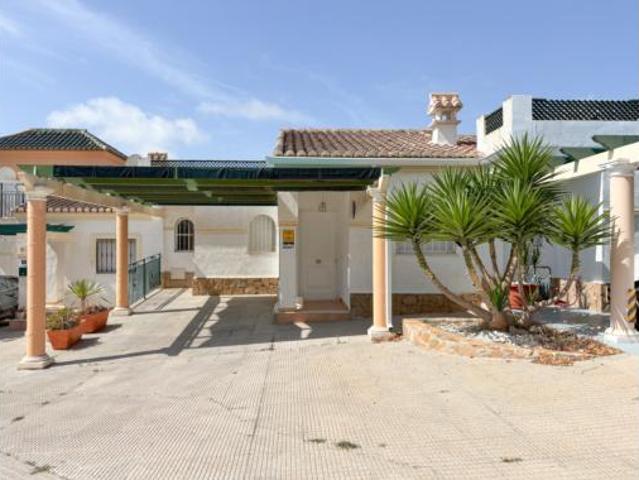 Chalet adosado Venta La Nucia, La Nucia