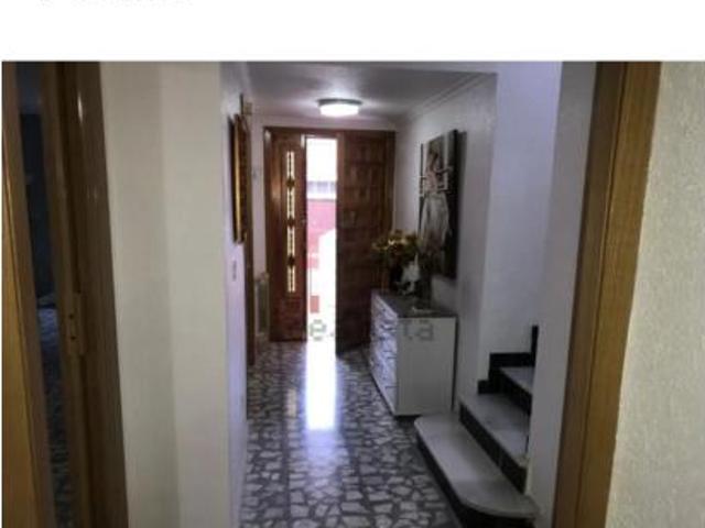 Chalet adosado Venta Madrigueras, Madrigueras