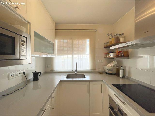 Chalet adosado con piscina